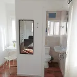 Casa Maria Homestay *